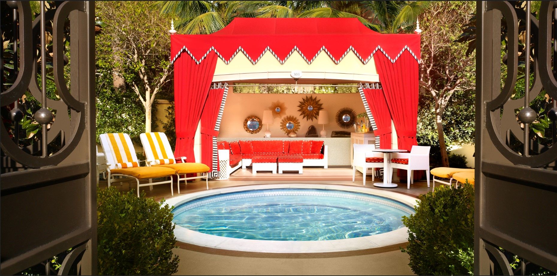 Las Vegas Pools, Cabanas & Daybeds