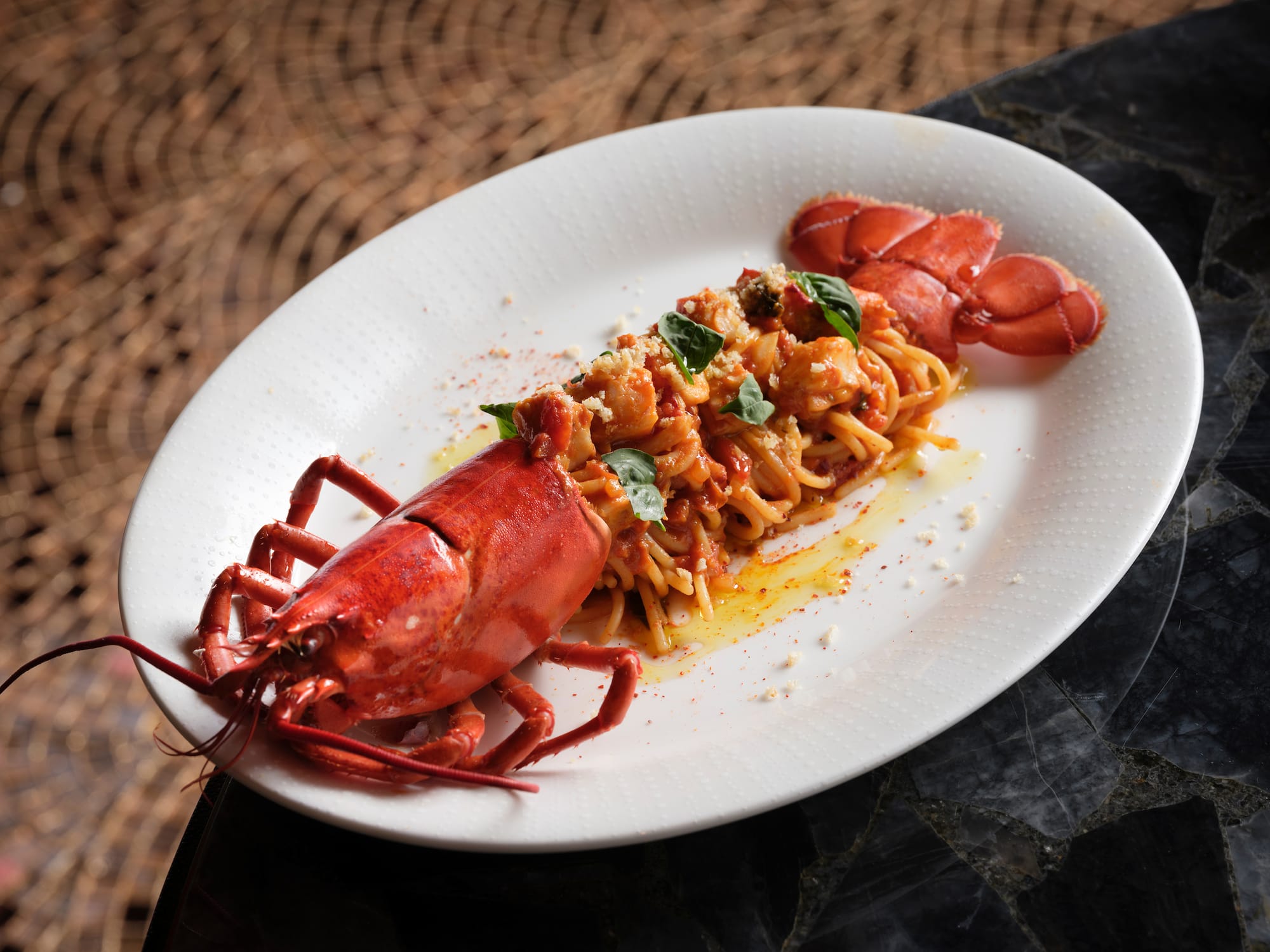 Five Things You Need to Know About Pisces Bar & Seafare